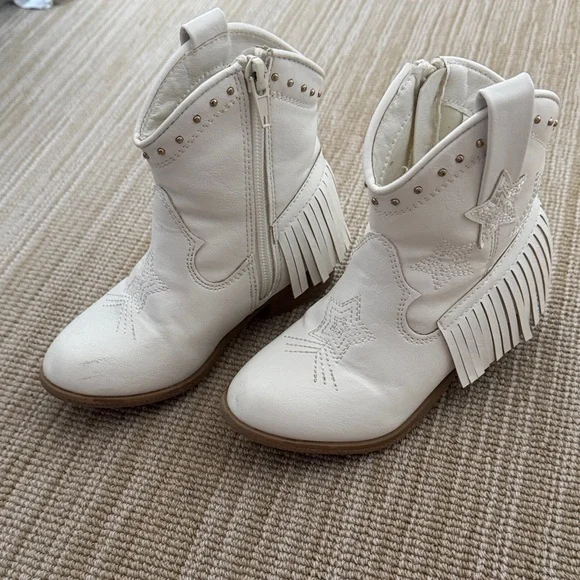 White Fringe Western Toddler Boots - Picture 3 of 5